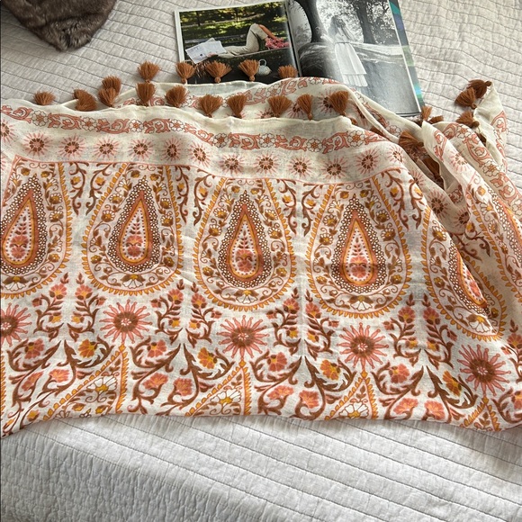 Spartina 449 linen cream boho tassel Paisley, printed scarf shawl wrap OS - Picture 12 of 16